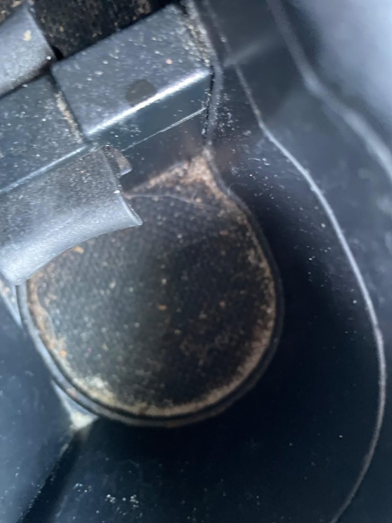 The goop works best to gather all those little particles that don’t get vacuumed up. You have to repeat the process, not magic but you get significant improvement. Alhaji Hassan Kaduna ⭐⭐⭐⭐