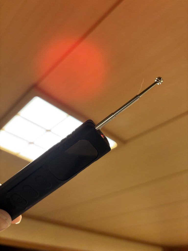 I often worried that there would be hidden cameras when I travelled overseas or stayed in hotels. This detector has definitely given me a peace of mind. The device itself is very small, light to pack and convenient to travel around. I tried at my house and quickly alerted me when I swipt near my home camera. The instructions say it can also be used to sweep the bugs, wished I had that when I traveled to Thailand last time. Mr Oyenuga Lagos ⭐⭐⭐⭐⭐